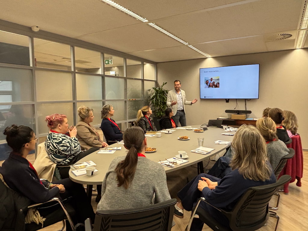 Presentatie tafel mensen